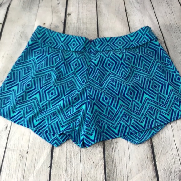3/$15 Forever 21 skIrt Shorts & skirt Aztec XS - Picture 3 of 5